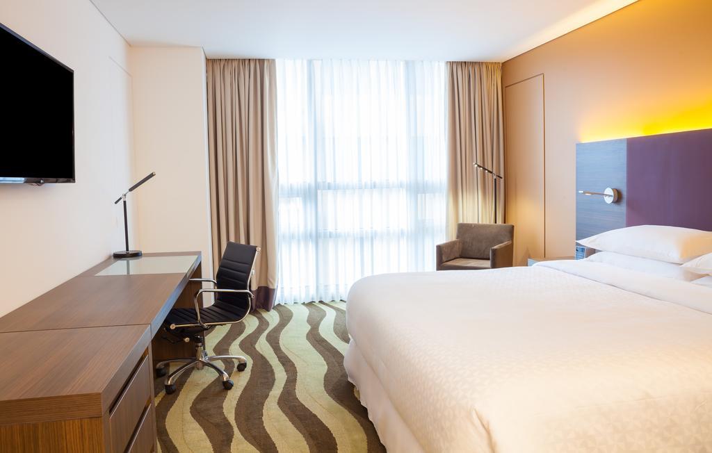 Four Points By Sheraton Bogota Bagian luar foto