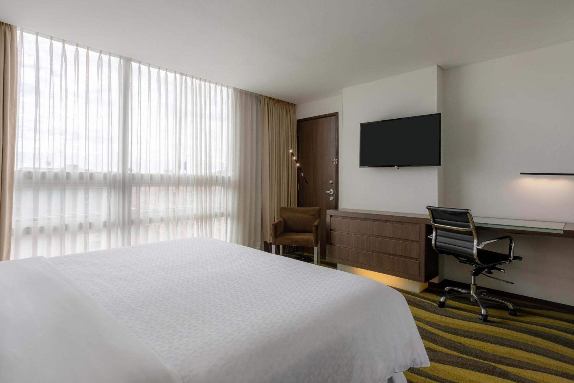 Four Points By Sheraton Bogota Bagian luar foto