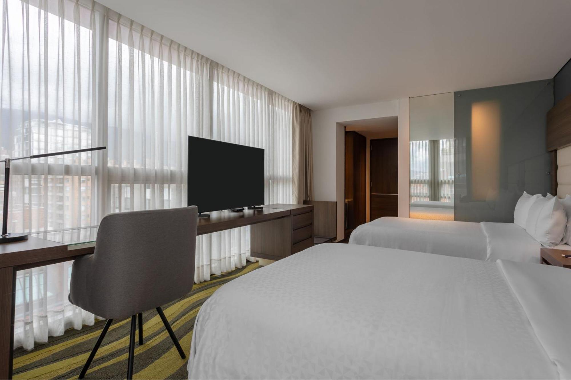 Four Points By Sheraton Bogota Bagian luar foto