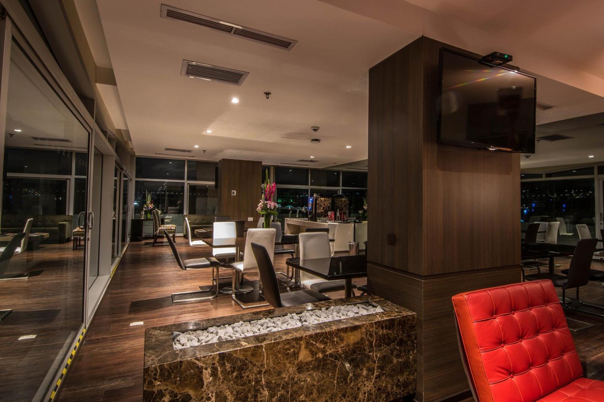 Four Points By Sheraton Bogota Bagian luar foto